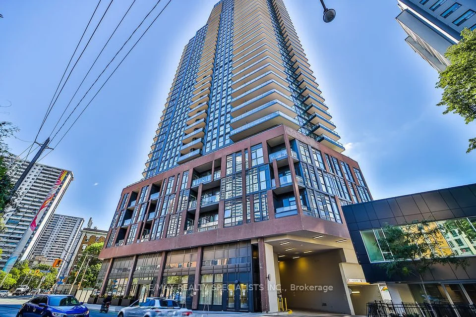 159 Wellesley Street E 404, Toronto C08, ON M4Y 0H5
