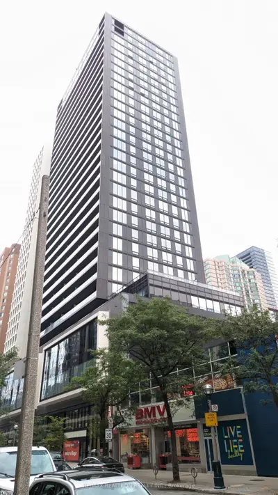 Condo Apartment in Toronto