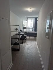 11 Wellesley Street W 3810, Toronto C01, ON M4Y 0G4