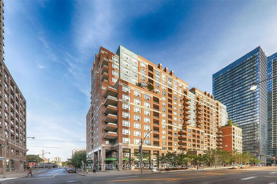 887 Bay Street 505, Toronto C01, On M5s 3k4