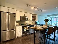 525 Adelaide Street W 724, Toronto C01, ON M5V 3W8