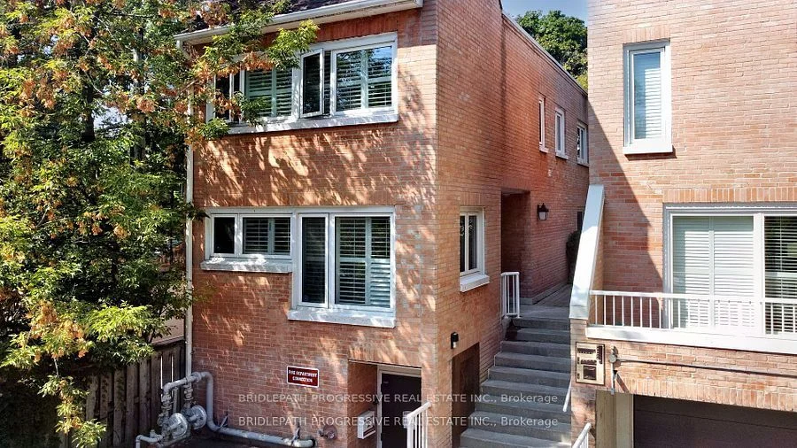 390 Wellesley Street E 4, Toronto C08, ON M4X 1H6