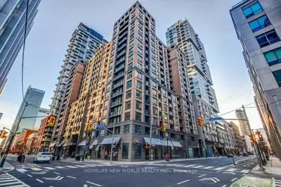 Condo Apartment in Toronto