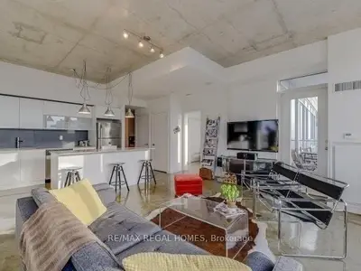 Condo Apartment in Toronto