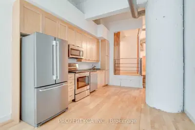 Condo Apartment in Toronto