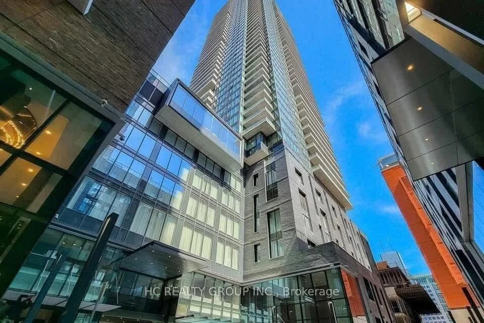 125 Blue Jays Way 2801, Toronto C01, ON M5V 0N5