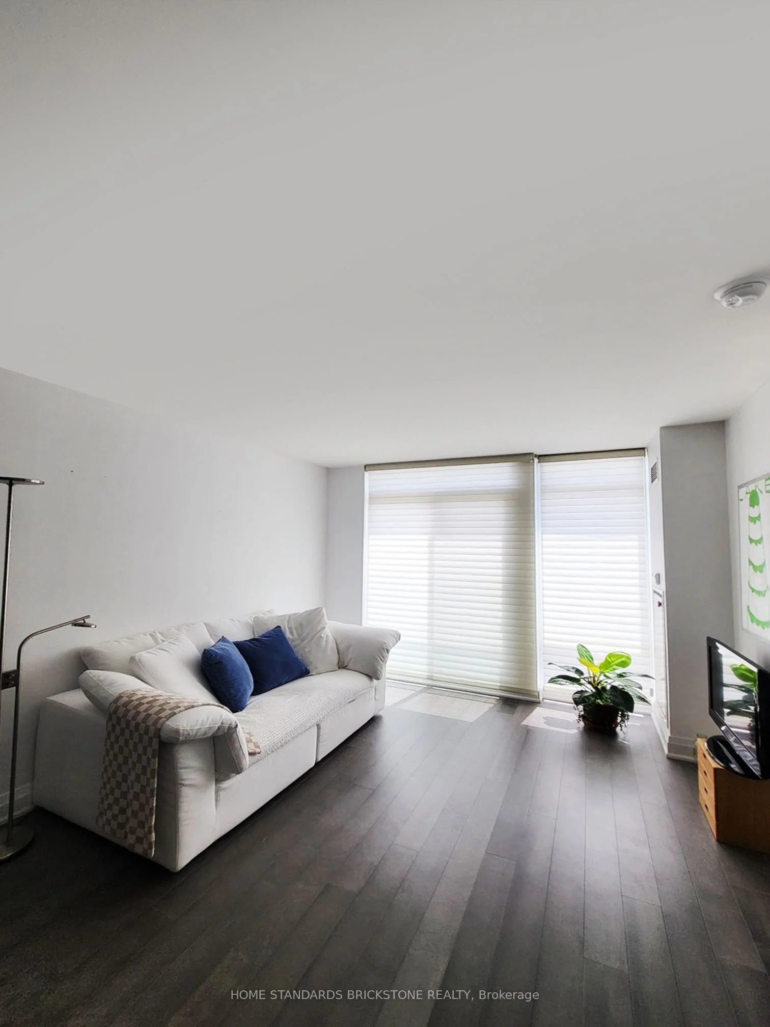 1 Bedford Road 309, Toronto C02, ON M5R 2J7