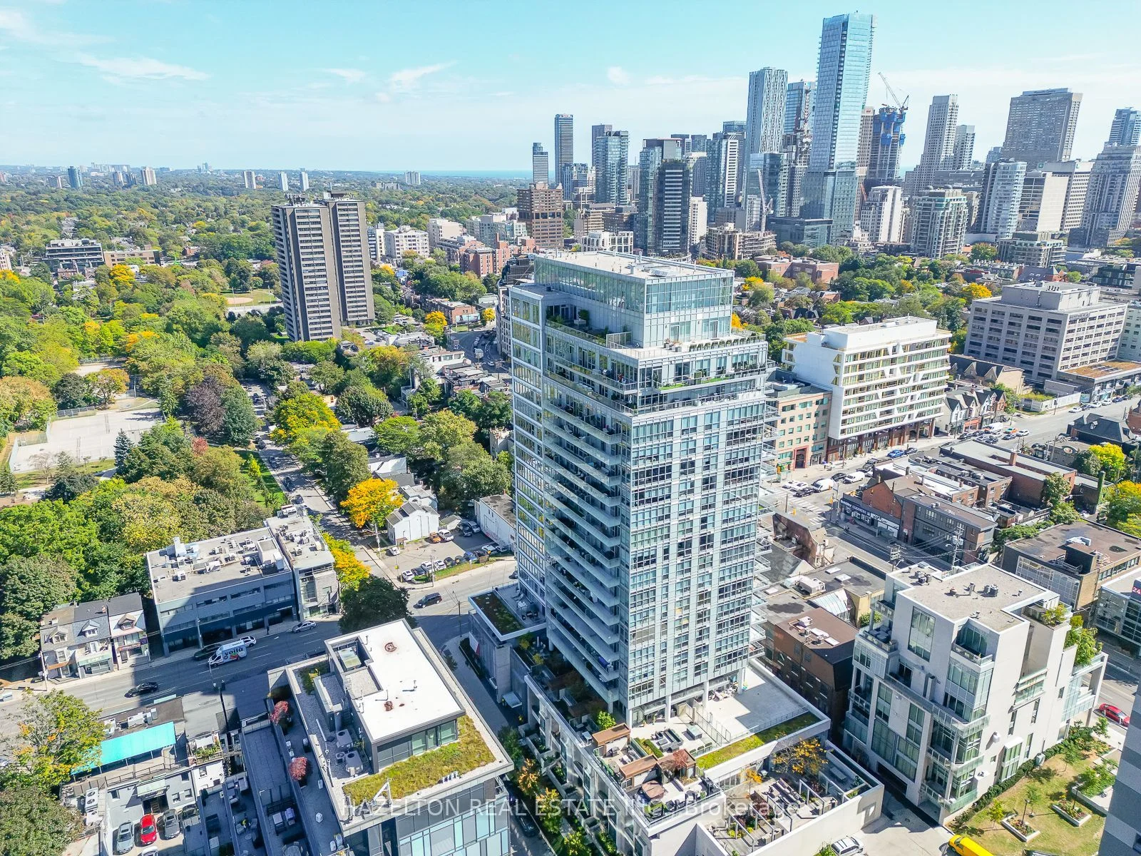 Condo Apartment in Toronto