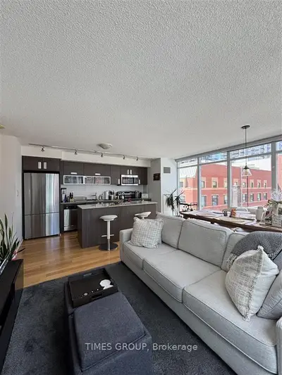 Condo Apartment in Toronto
