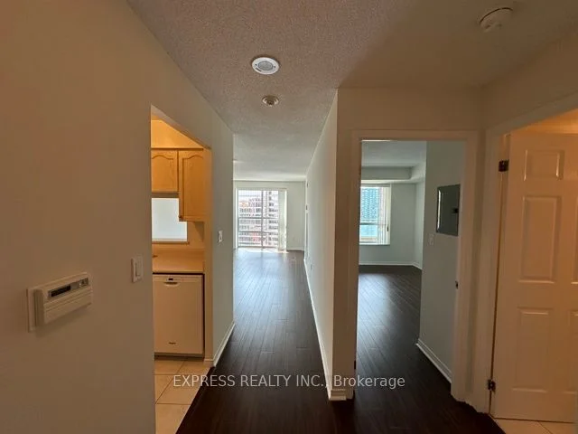 1 Pemberton Avenue 2101, Toronto C14, ON M2M 4L9