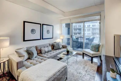 Condo Apartment in Toronto