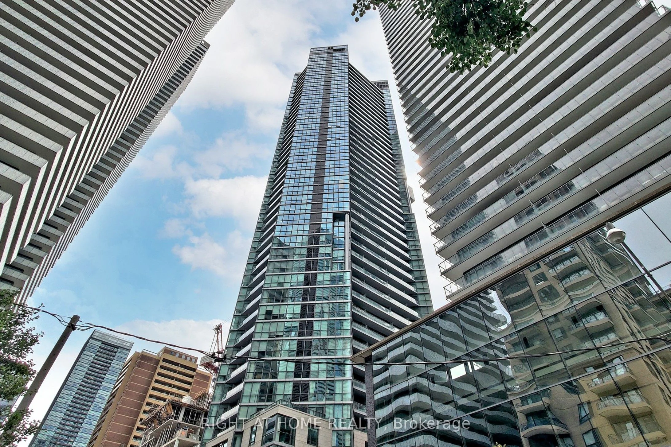 Condo Apartment in Toronto