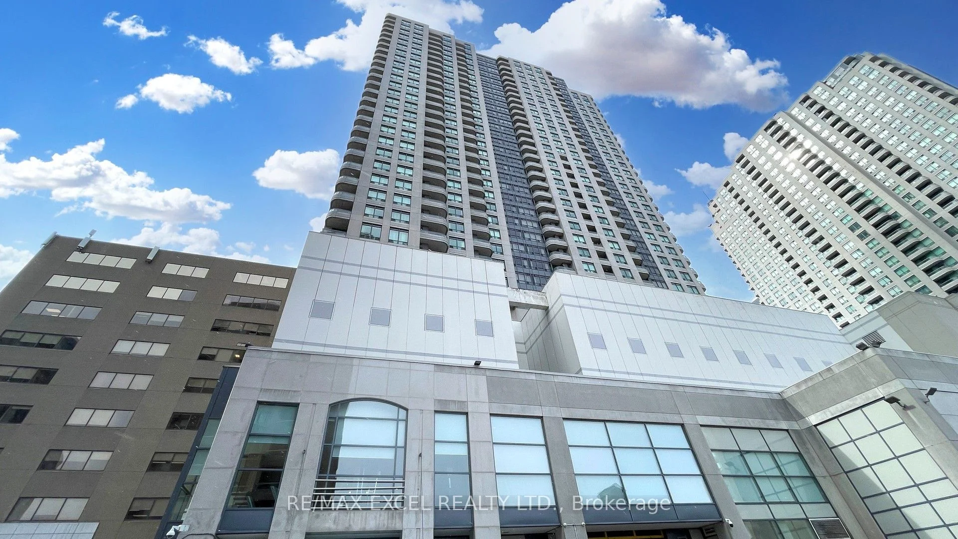 8 Hillcrest Avenue 3103, Toronto C14, On M2n 6y6