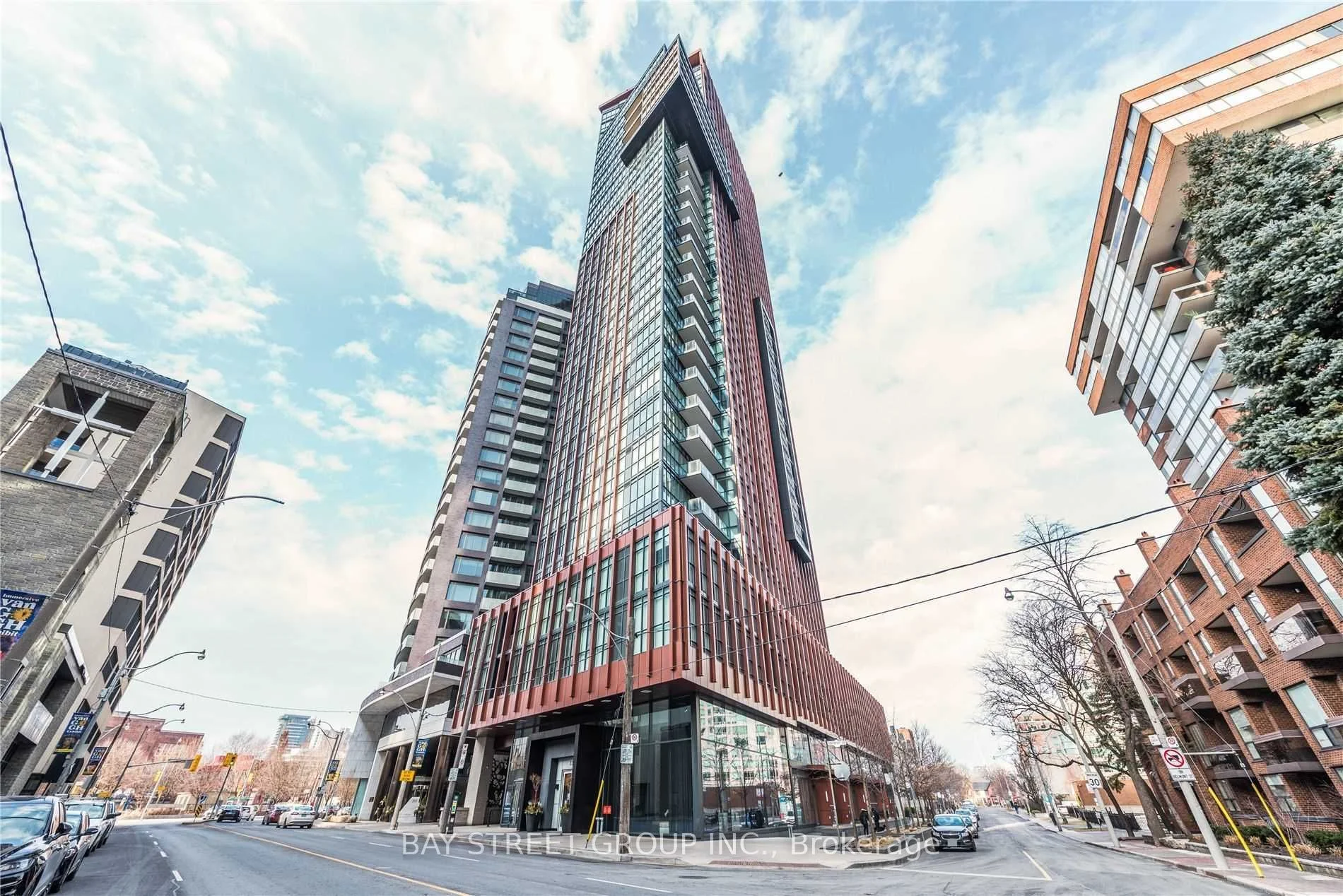 32 Davenport Road 1201, Toronto C02, ON M5R 0B5