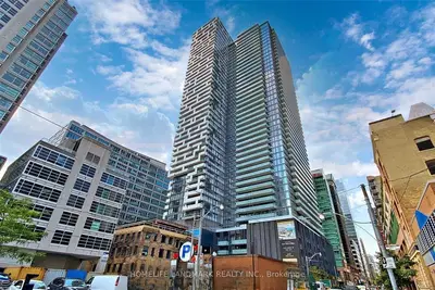 Condo Apartment in Toronto