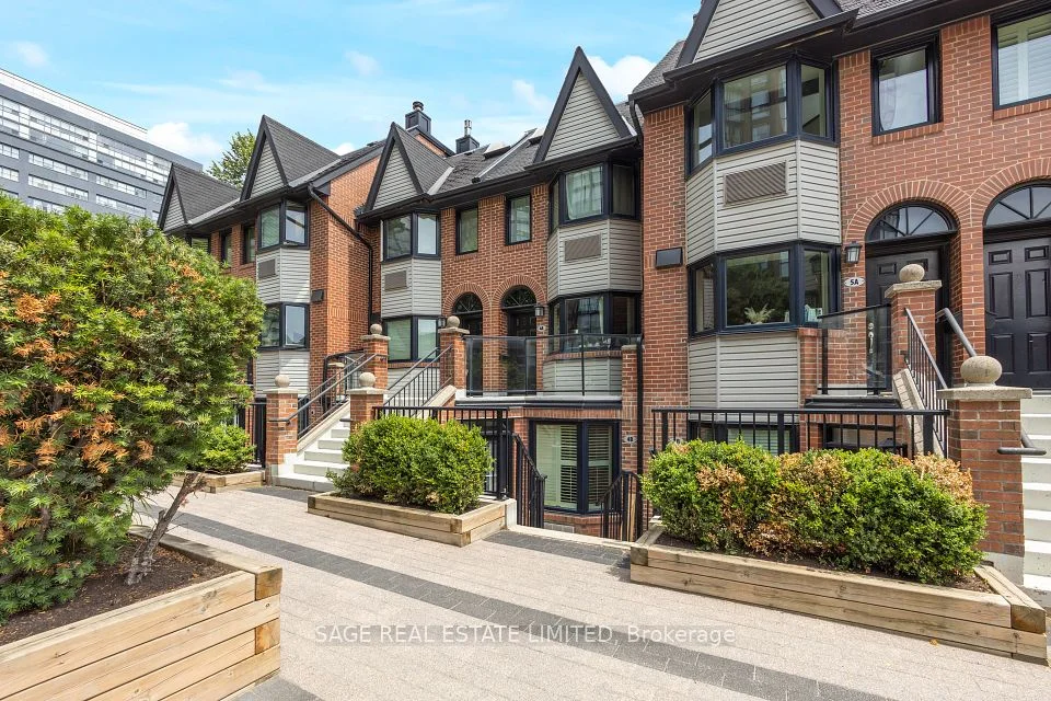 570 Wellington Street W 4B, Toronto C01, ON M5V 2X5