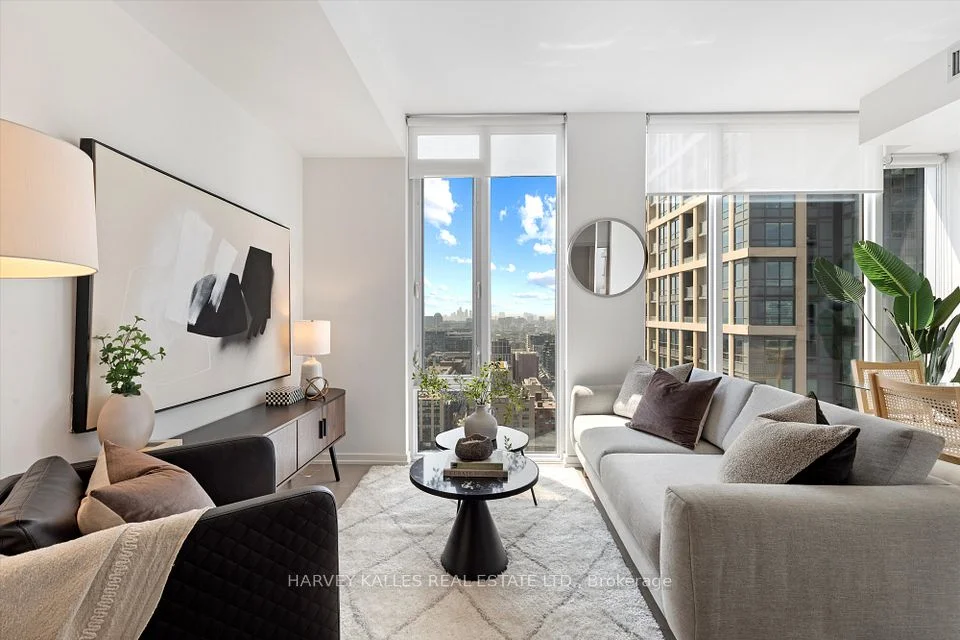 101 Peter Street 2810, Toronto C01, ON M5V 2G9