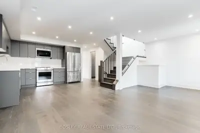 Triplex in Toronto
