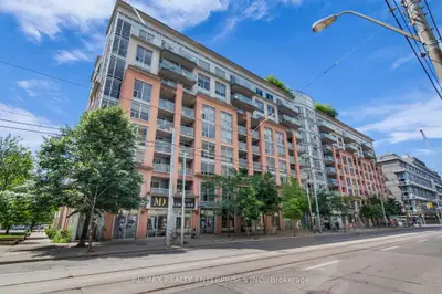 Condo Apartment in Toronto