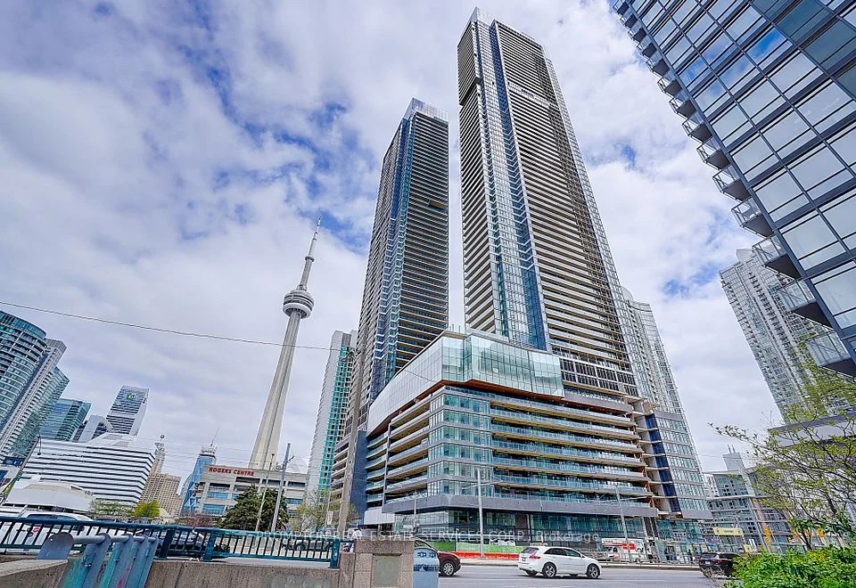 3 Concord Cityplace Way 2707, Toronto C01, ON M5V 0X4