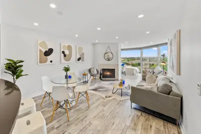 Condo Apartment in Toronto