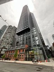 8 Wellesley Street W 5601, Toronto C01, ON M4Y 0J5