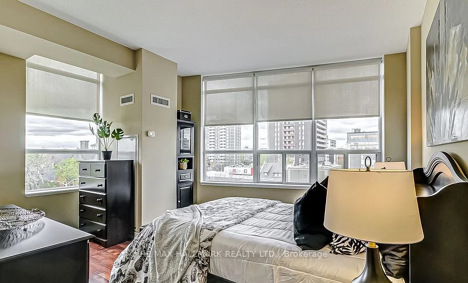 736 Spadina Avenue 506 - 1, Toronto C01, ON M5S 2J6