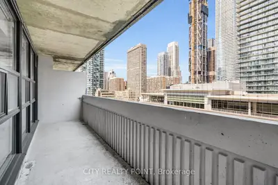 Condo Apartment in Toronto