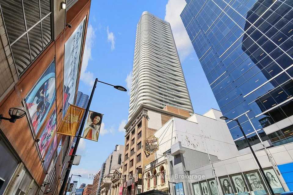 197 Yonge Street 3405, Toronto C08, ON M5B 0C1
