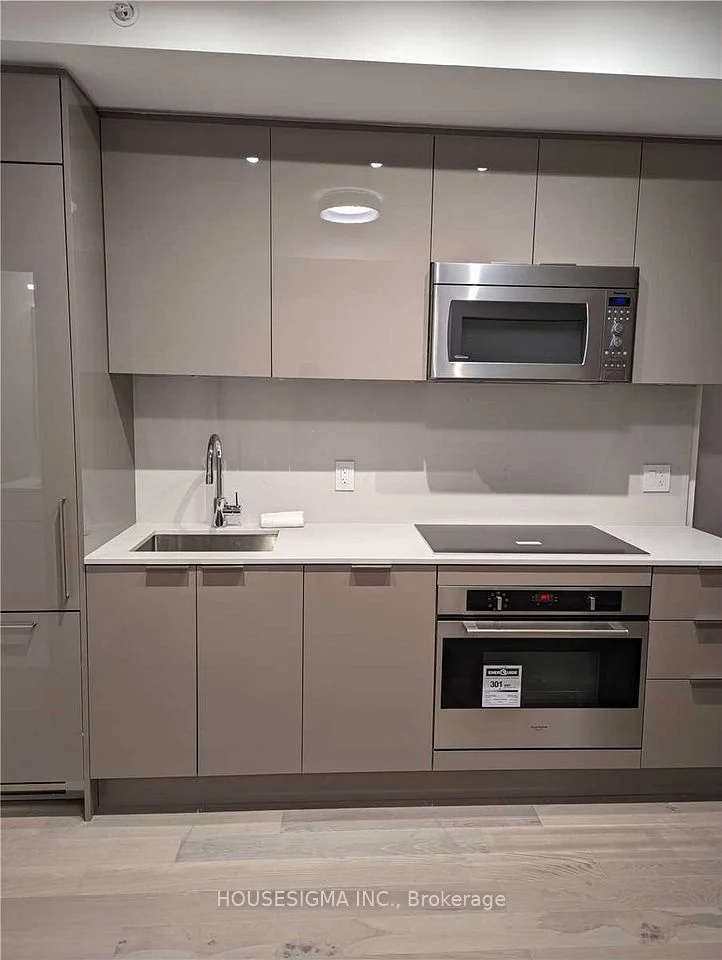 20 Lombard Street 3508, Toronto C08, ON M5C 0A6