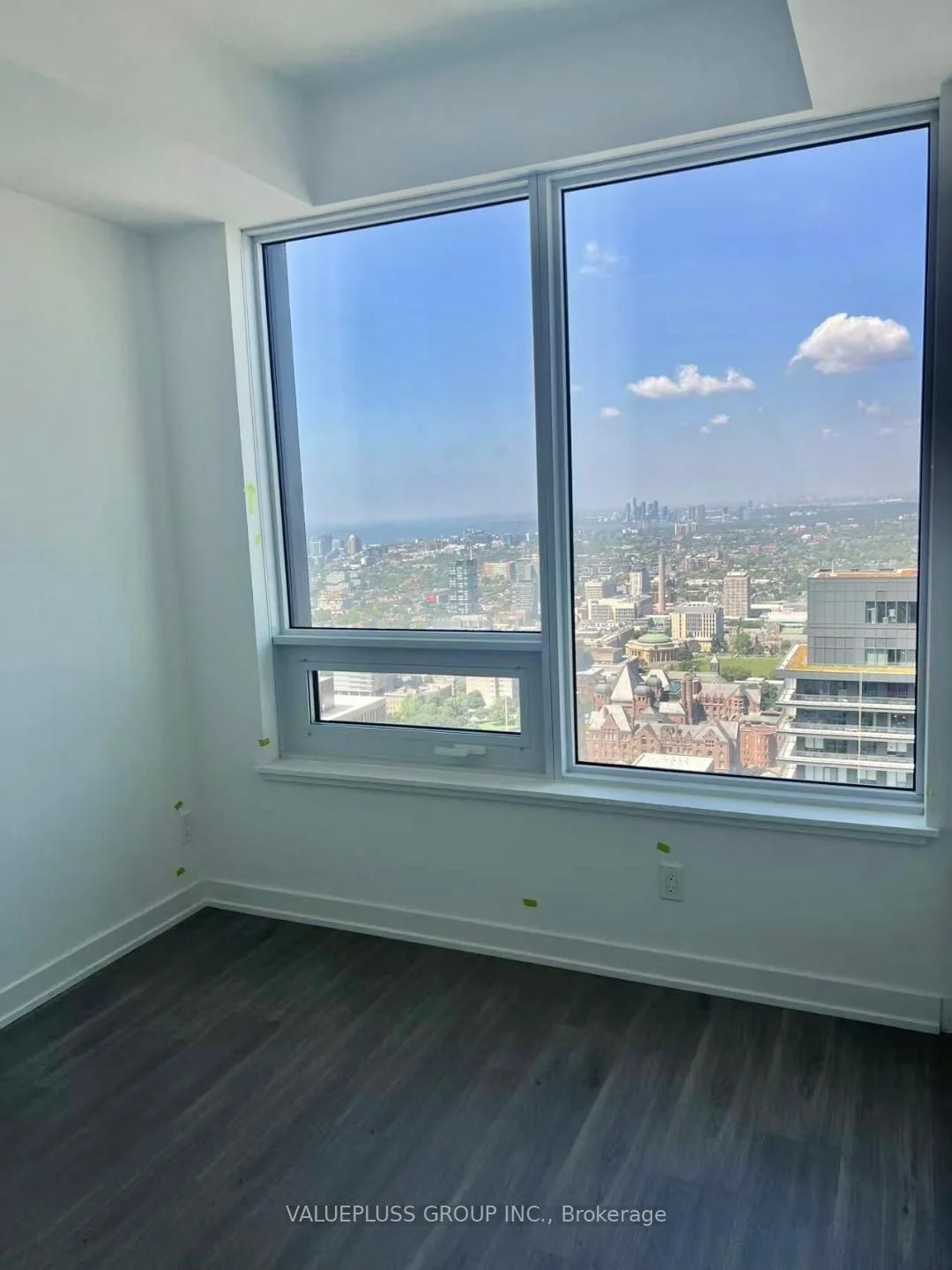 8 Wellesley Street W 5801, Toronto C01, ON M4Y 0J5