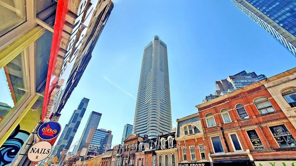 11 Wellesley Street W 3607, Toronto C01, ON M4Y 1E8