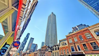Condo Apartment in Toronto
