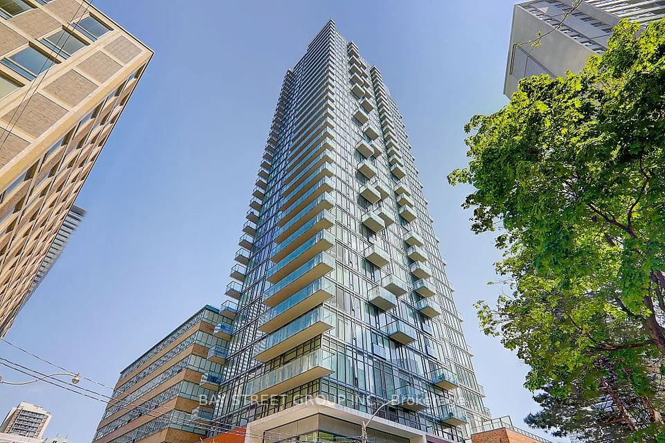 75 St Nicholas Street 307, Toronto C01, ON M4Y 1W6