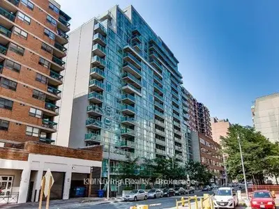 Condo Apartment in Toronto