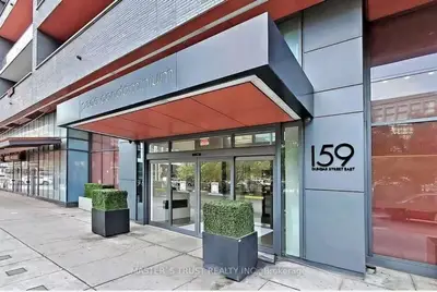 Condo Apartment in Toronto
