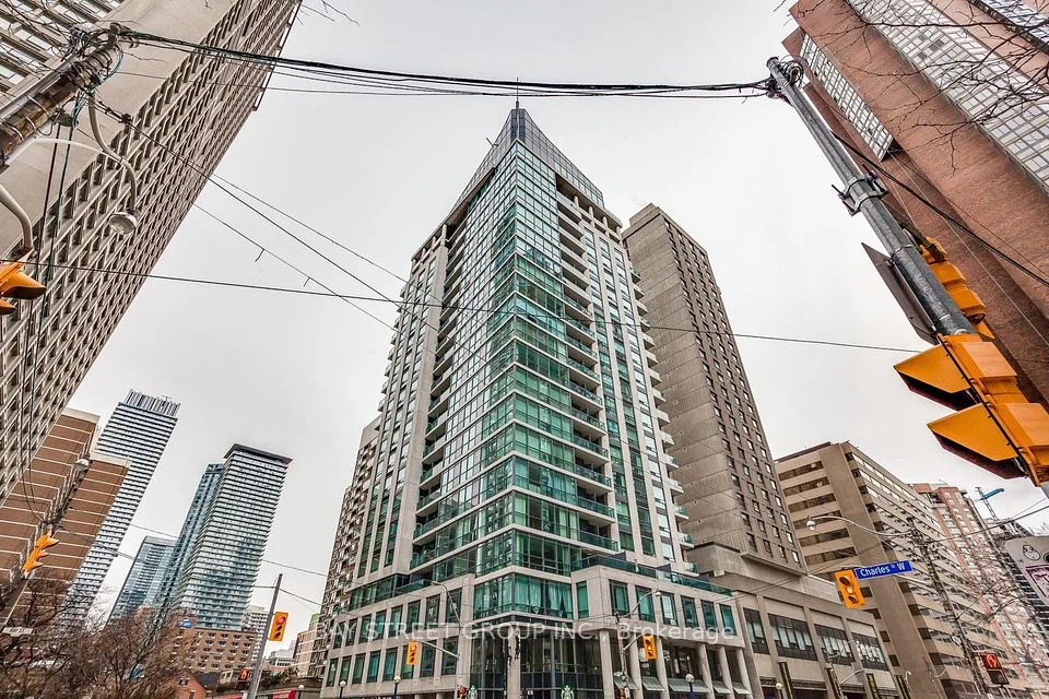 1121 Bay Street Uph3, Toronto C01, On M5s 3l9