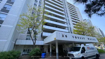 Condo Apartment in Toronto