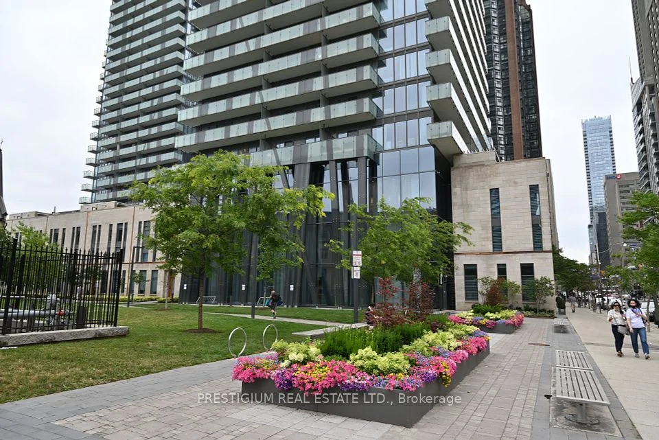 1080 Bay Street 2210, Toronto C01, On M5s 0a5