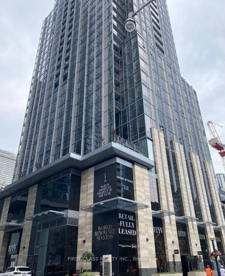 11 YORKVILLE AVE 4802, Toronto C02, ON M4W 0B7