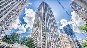 761 Bay Street 4212, Toronto C01, On M5g 2r2