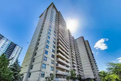 Condo Apartment in Toronto