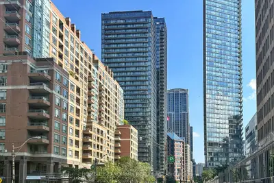 Condo Apartment in Toronto