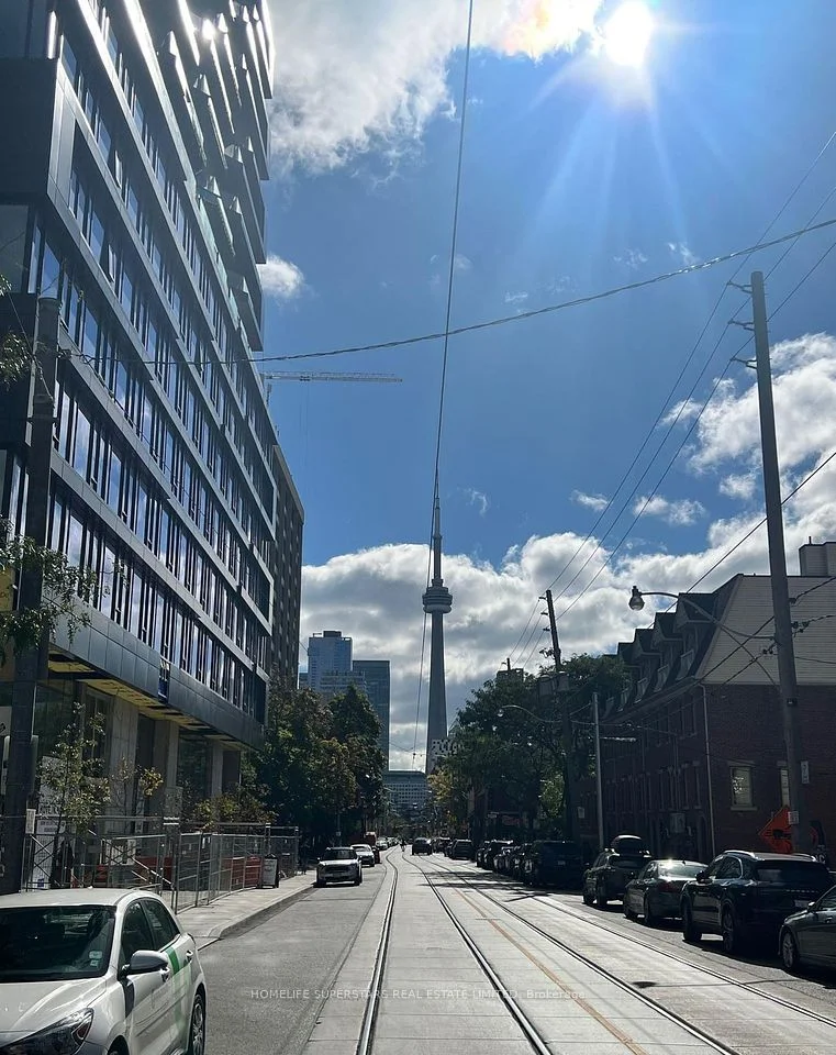195 McCaul Street 1212, Toronto C01, ON M5T 0E5