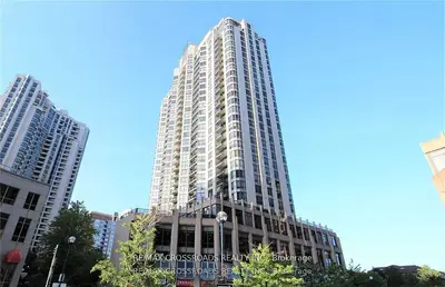 Condo Apartment in Toronto