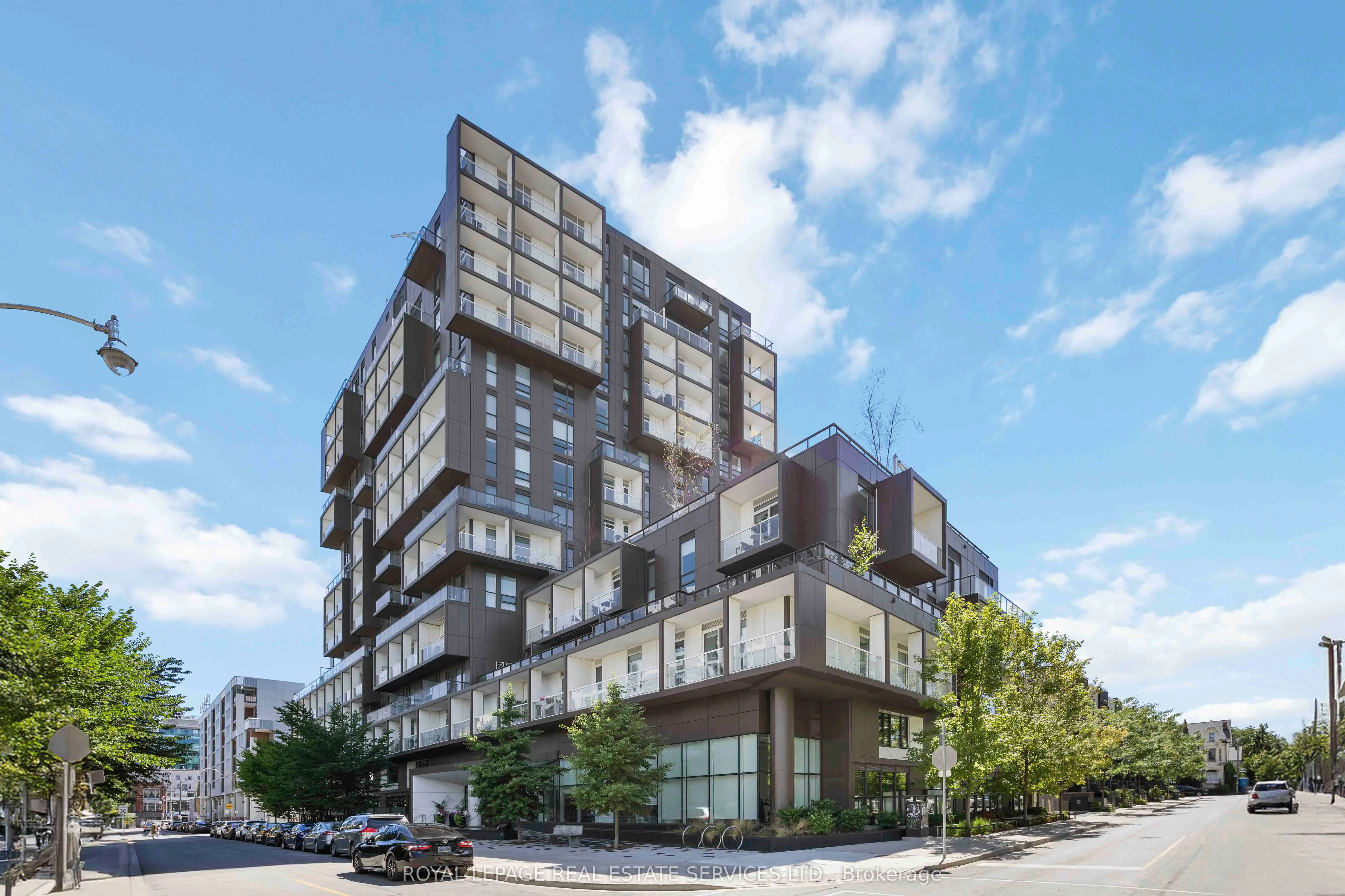 80 Vanauley Street 1115, Toronto C01, ON M5T 2H9