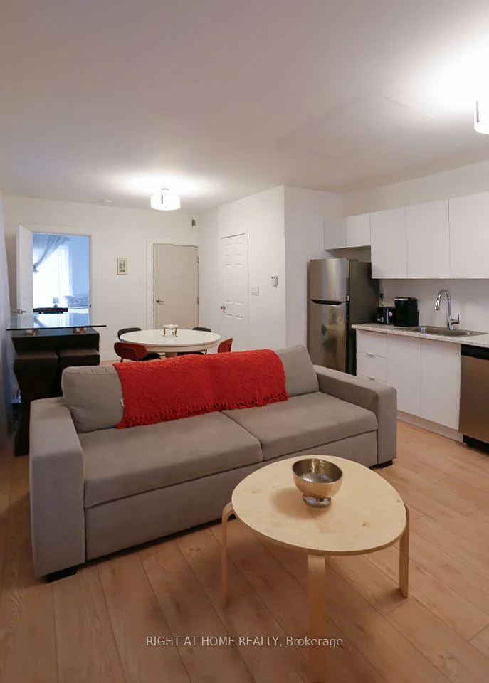 77 Northcote Avenue Main Fl, Toronto C01, ON M6J 3K2