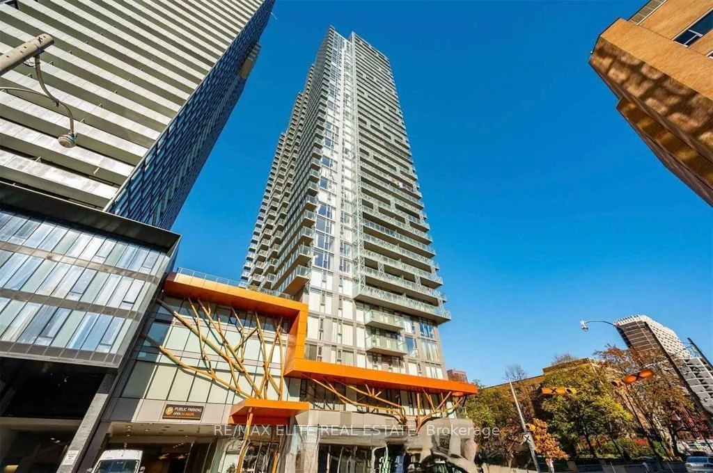 50 Wellesley Street E 1605, Toronto C08, ON M4Y 1G2