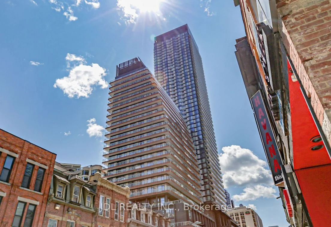 18 Maitland Terrace 503, Toronto C08, ON M4Y 1Y3