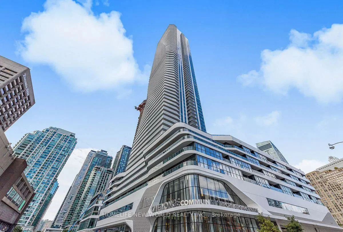 28 Freeland Street 1103, Toronto C08, ON M5E 0E3